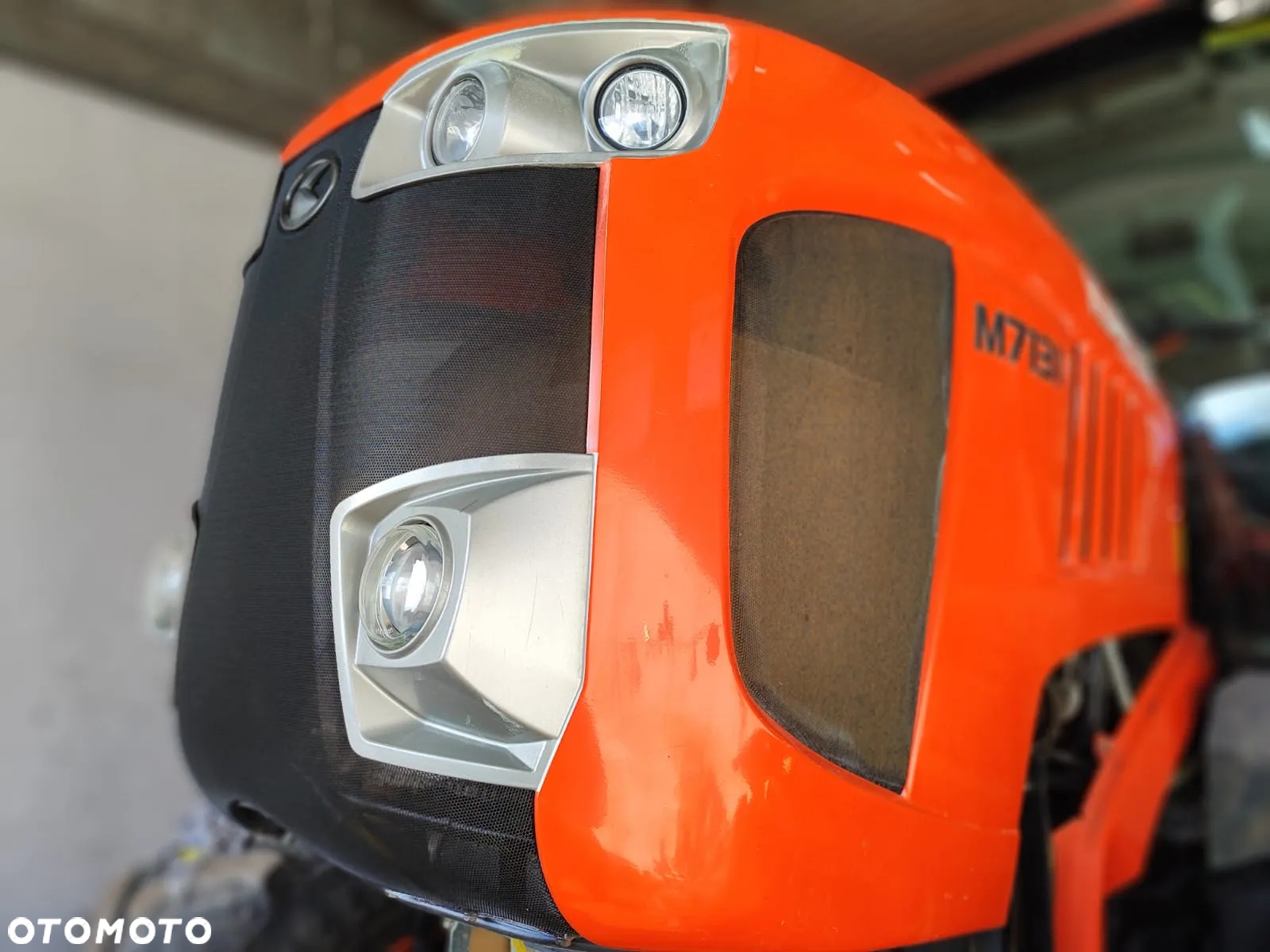 Kubota M7131 - 22