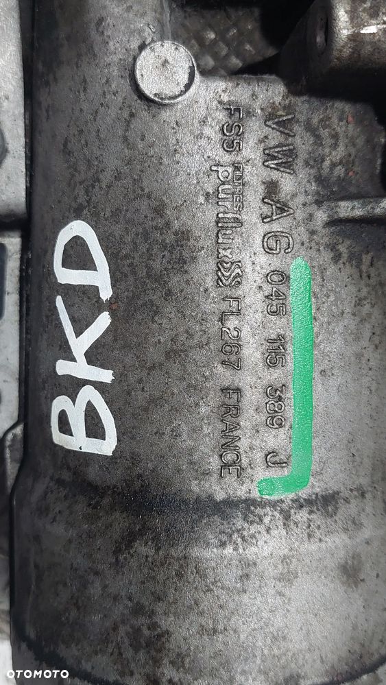 OBUDOWA FILTRA OLEJU SEAT LEON 2,0TDI KOD BKD R2007 NR 045115389J - 2