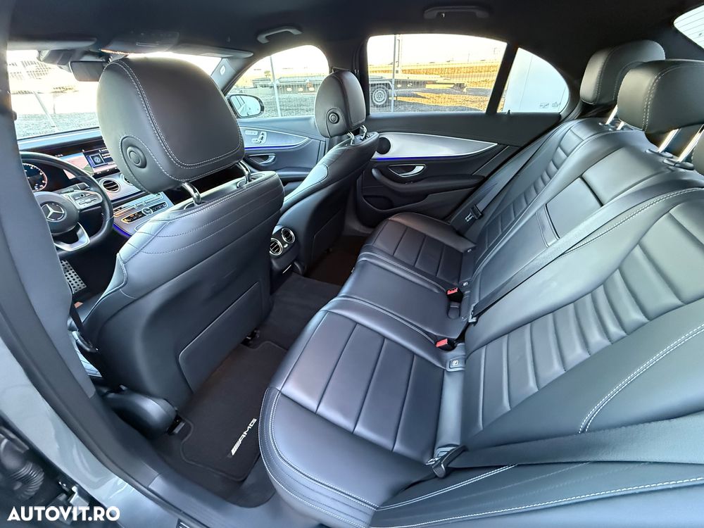 Mercedes-Benz E 300 9G-TRONIC AMG Line - 9