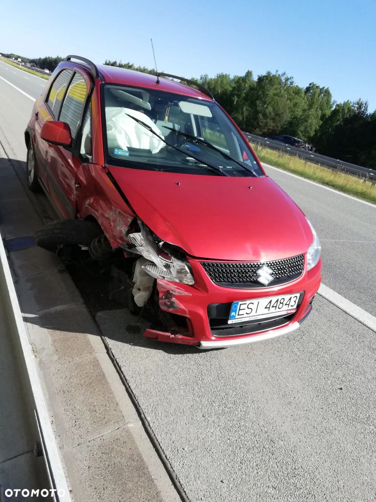 Suzuki SX4 1.6 Comfort 4WD - 2
