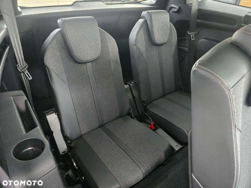 Peugeot 5008 - 20