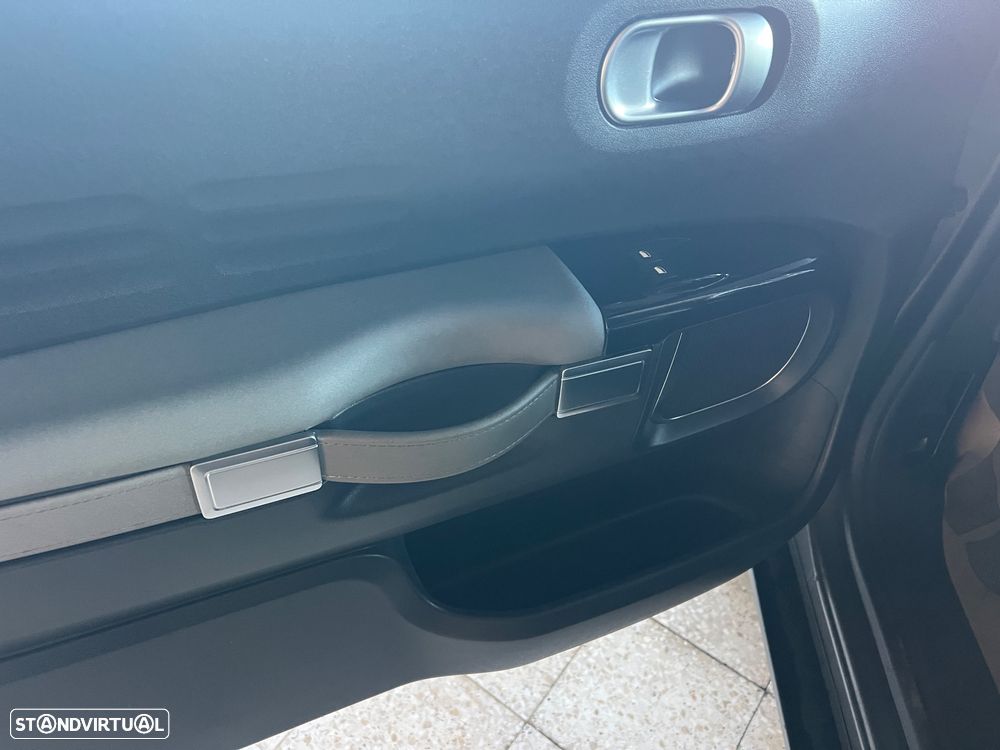 Citroën C4 Cactus 1.2 PureTech Shine - 23