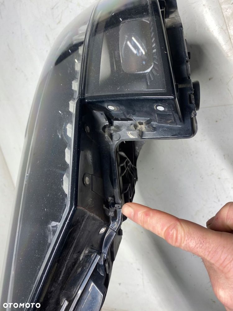 AUDI Q8 RSQ8 LAMPA LEWA PRZÓD LED MATRIX 4M8941035 18- - 10