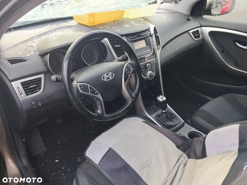 Hyundai i30 1.6 Classic - 5