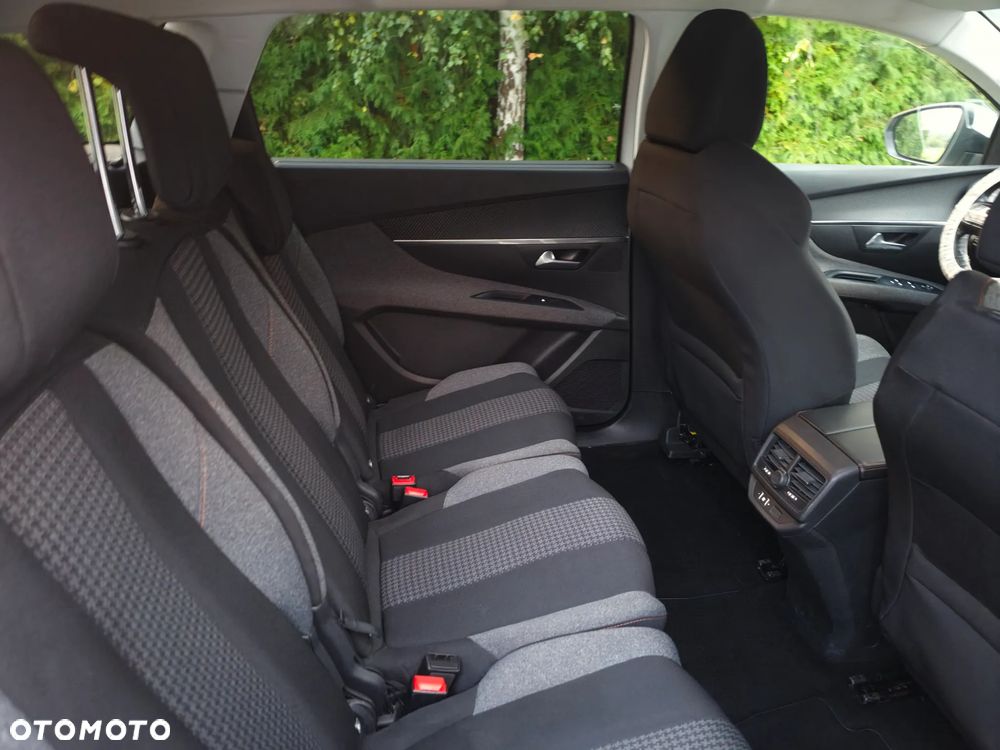 Peugeot 5008 1.6 BlueHDi Style 7os - 25