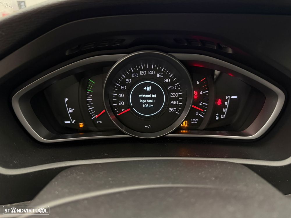 Volvo V40 - 14