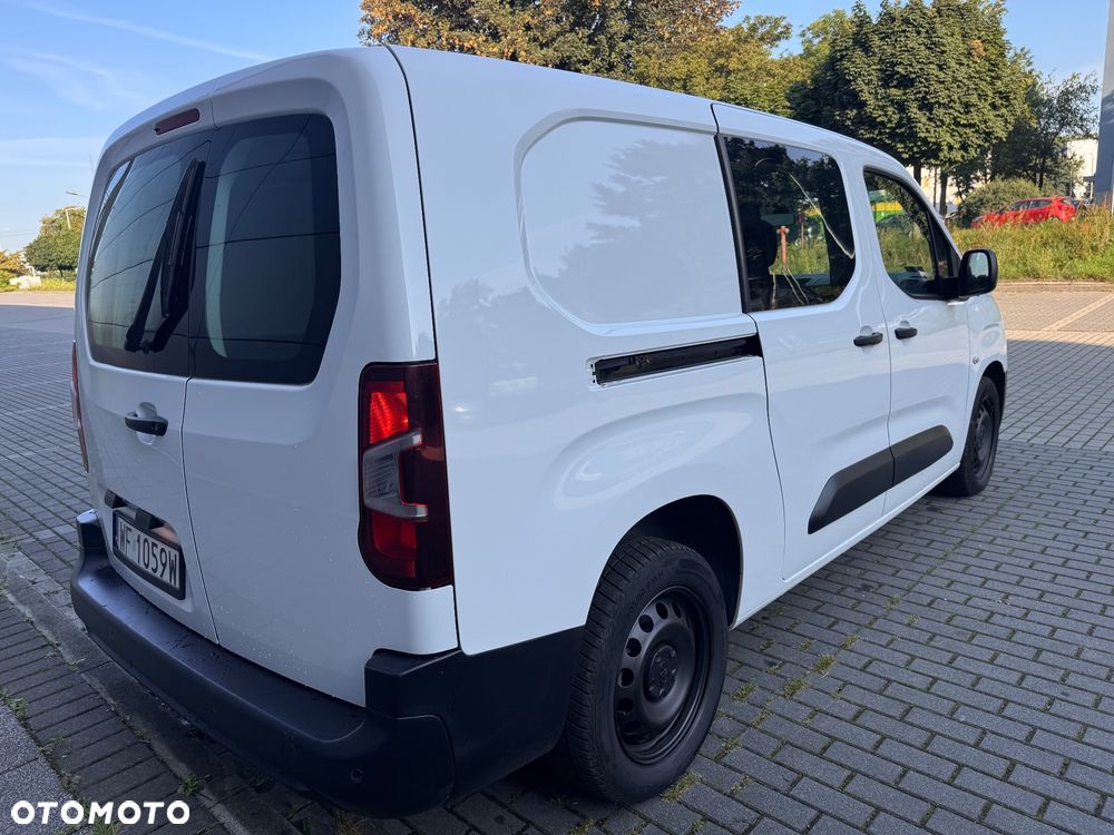 Toyota ProAce Kombi 1.5 D-4D Medium 2,6t - 12