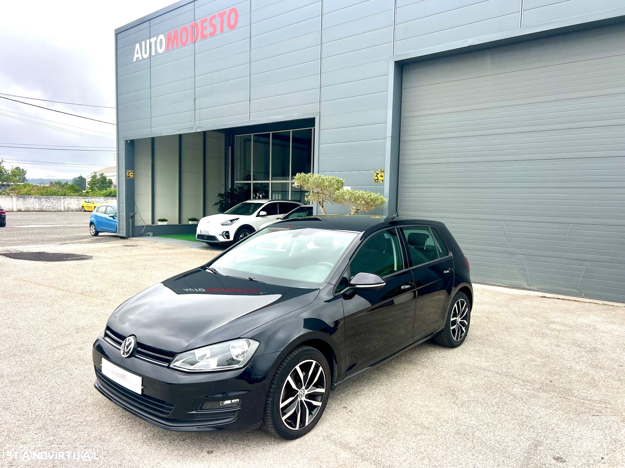 VW Golf 1.6 TDi Highline - 1