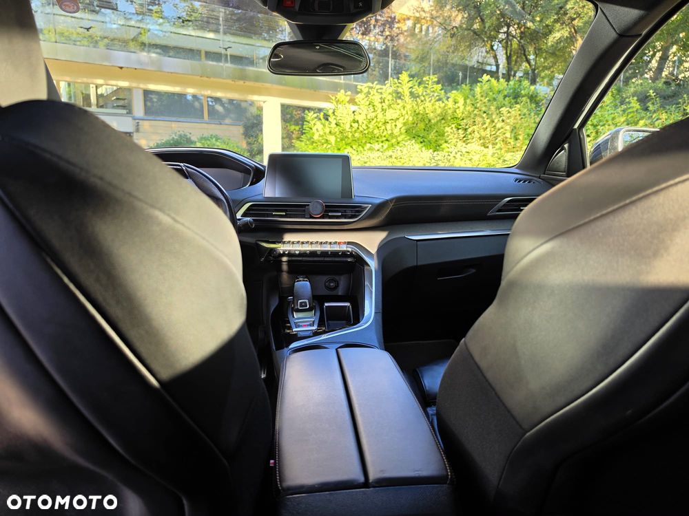 Peugeot 3008 BlueHDi 180 Stop & Start EAT8 GT - 32