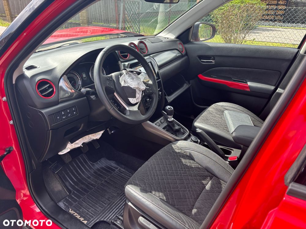 Suzuki Vitara 1.4 Boosterjet SHVS Premium 4WD - 10
