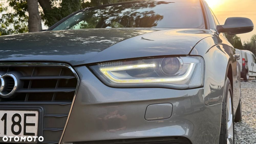 Audi A4 Avant 2.0 TDI S tronic quattro - 10