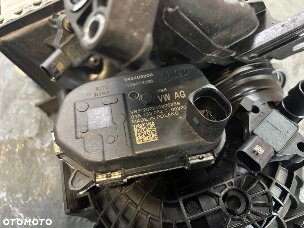 Skoda Kodiaq lift 1,5 tsi DPC kolektor ssący komplentny intercooler 05E129709F 04E145785M 2024r - 5