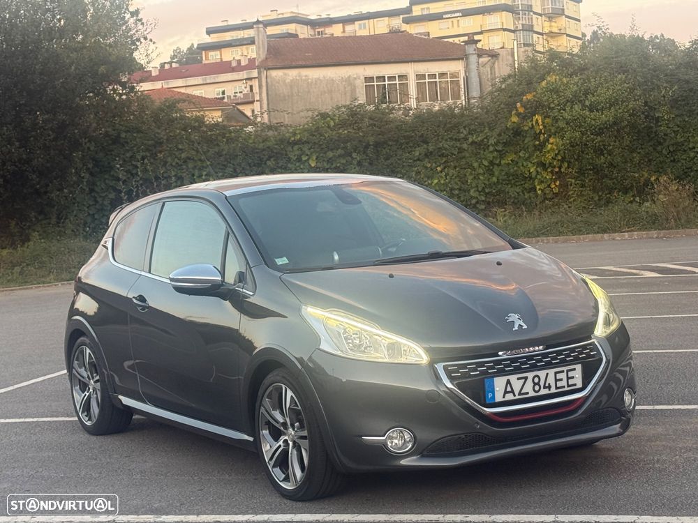 Peugeot 208 GTI 200 THP - 4