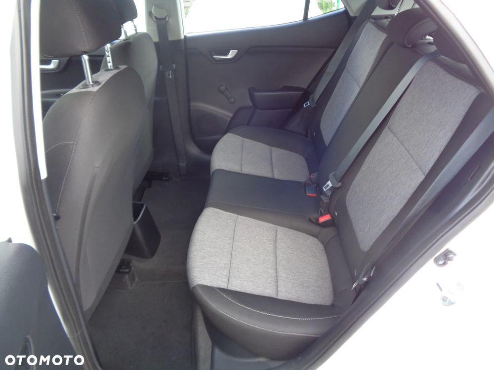 Kia Stonic 1.2 M - 19