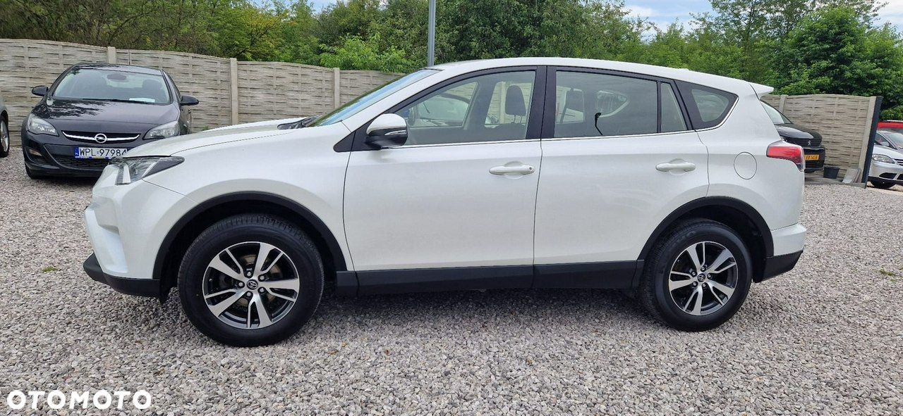 Toyota RAV4 - 3