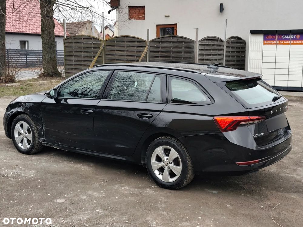 Skoda Octavia 2.0 TDI DSG Edition - 5