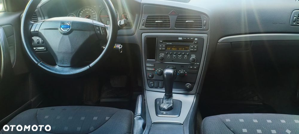 Volvo S60 2.4D Automatik Kinetic - 17