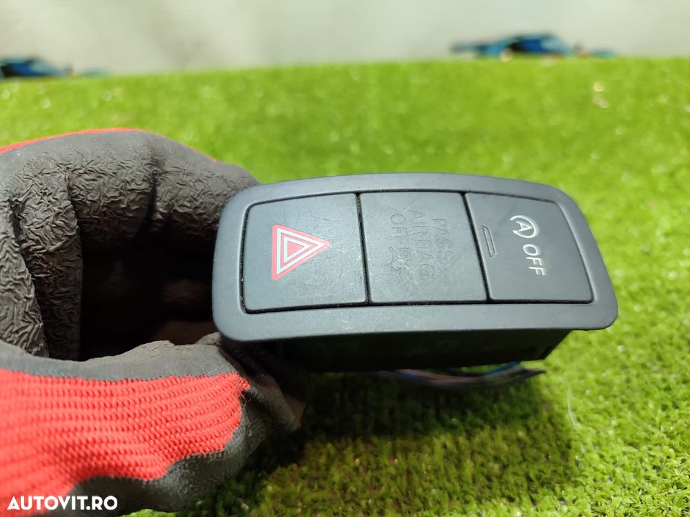 BUTON LUMINI AVARIE AUDI A4 SE 2.0 DIESEL 2010 / 2009-2016 - 3