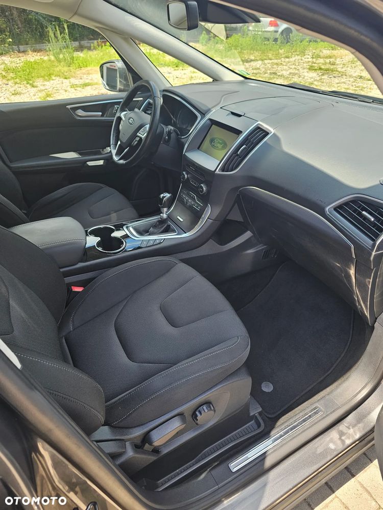Ford S-Max - 10
