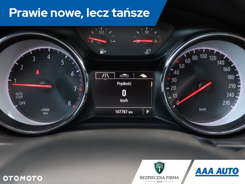Opel Insignia - 12