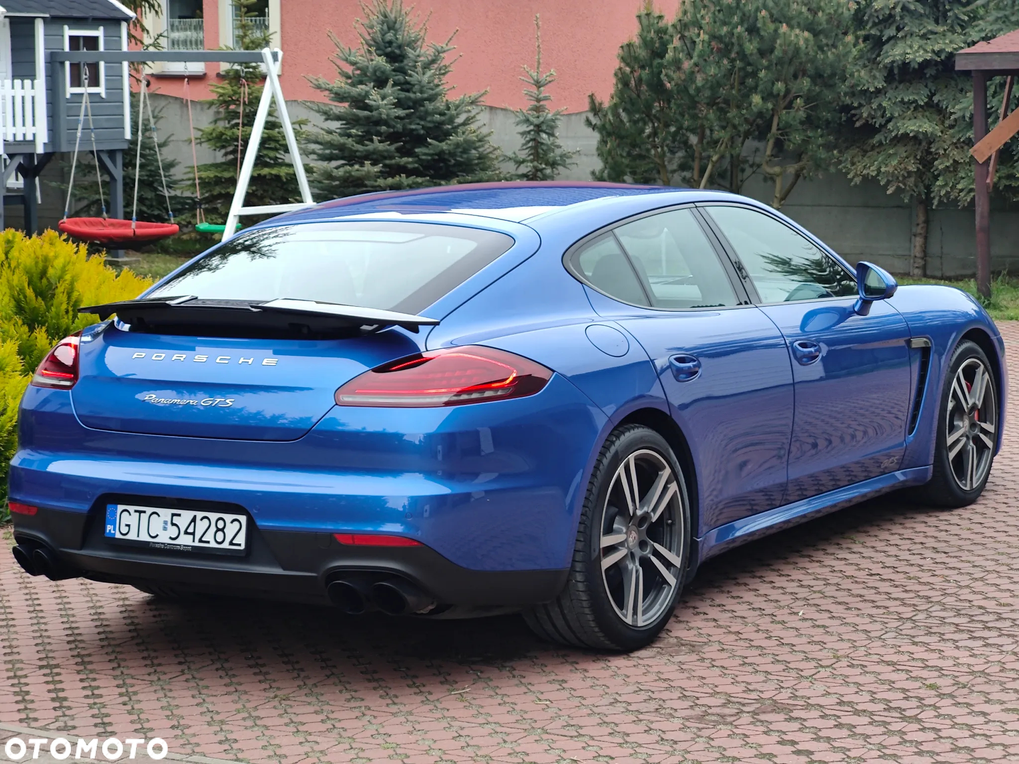 Porsche Panamera GTS PDK - 9