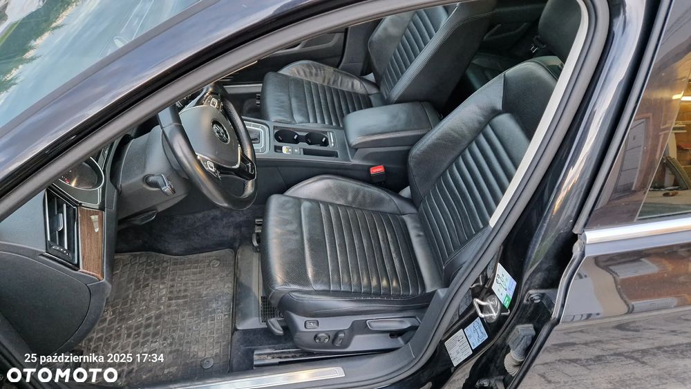Volkswagen Passat - 13