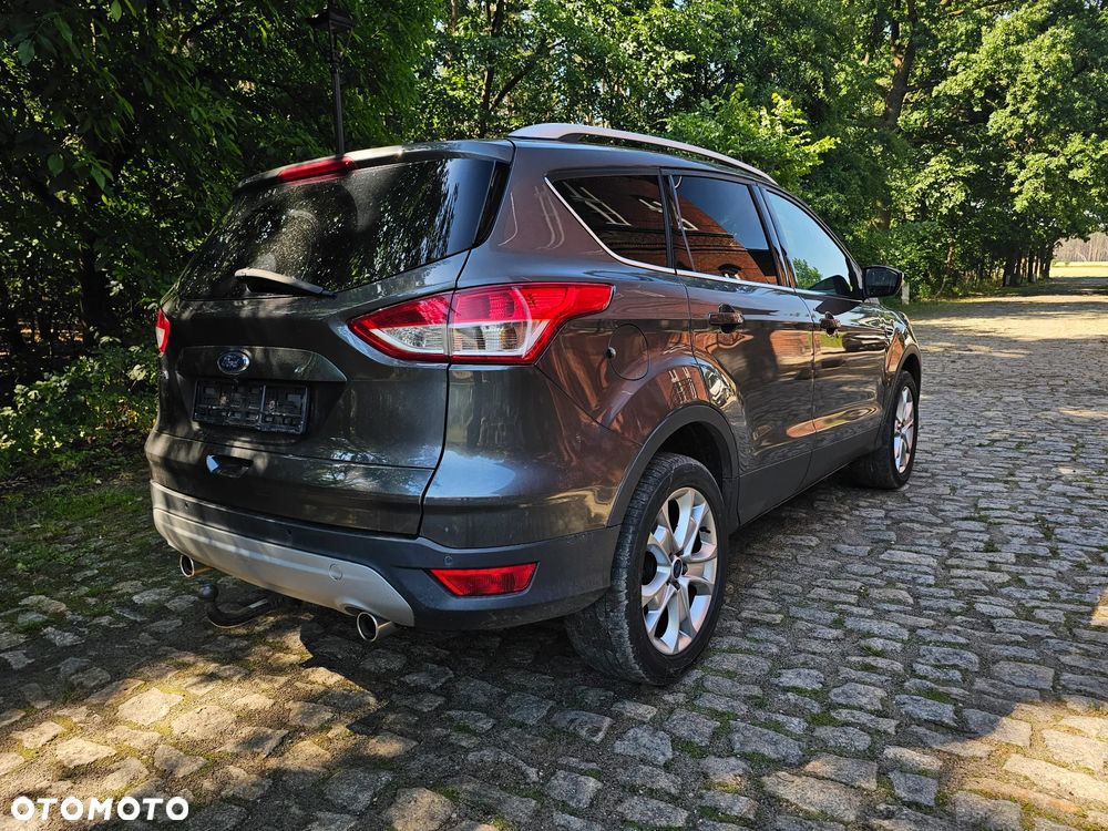 Ford Kuga 2.0 TDCi 4x4 Titanium - 13
