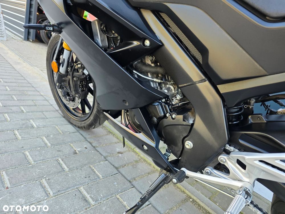 Yamaha YZF - 10