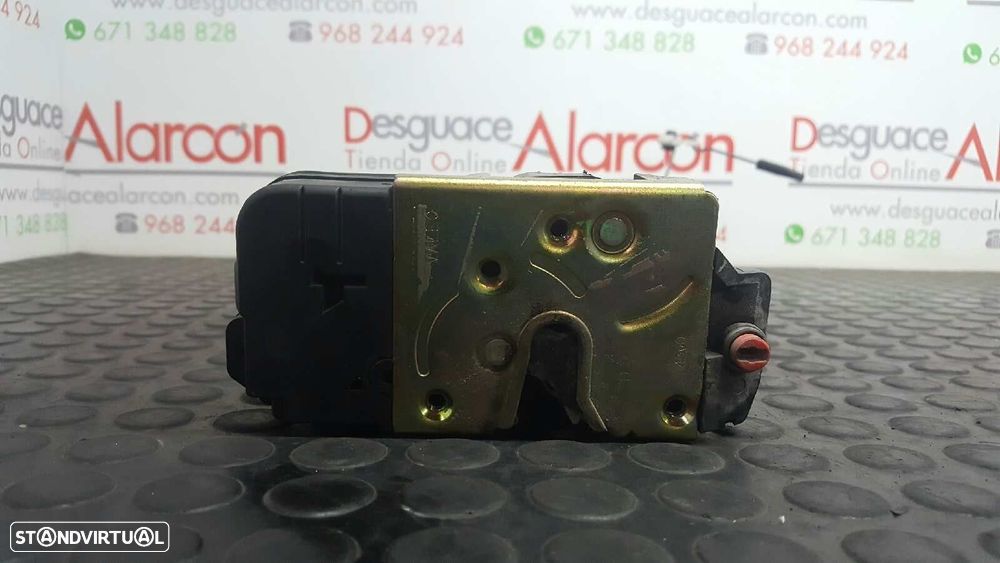 FECHADURA PORTA TRASEIRA DIREITA PEUGEOT 206 BERLINA 1.6 - 1