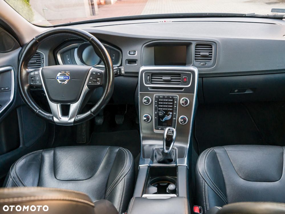 Volvo V60 - 10