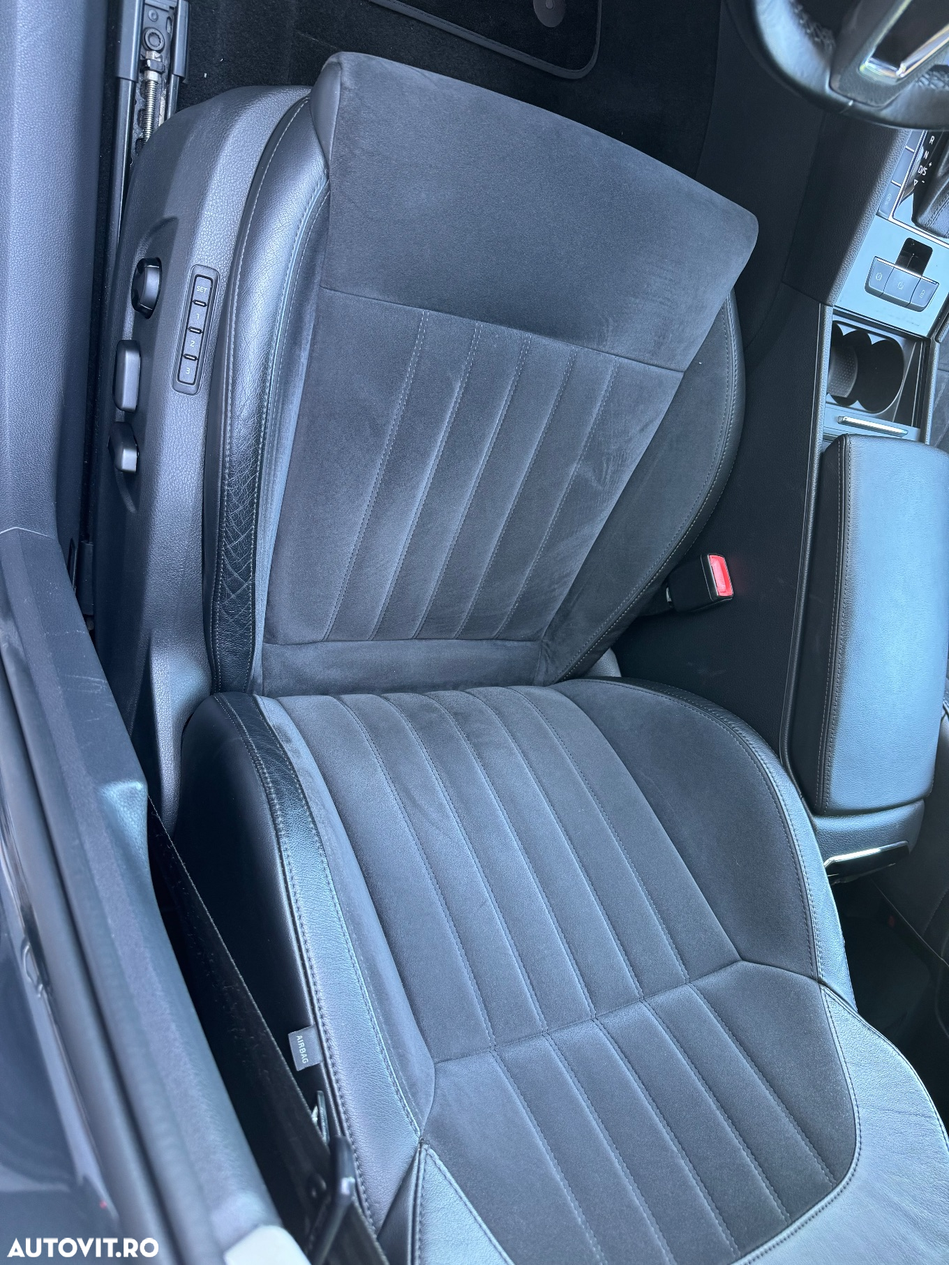 Skoda Superb 2.0 TDI DSG Style - 27
