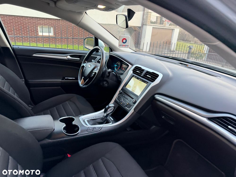 Ford Mondeo 2.0 TDCi Titanium PowerShift - 16