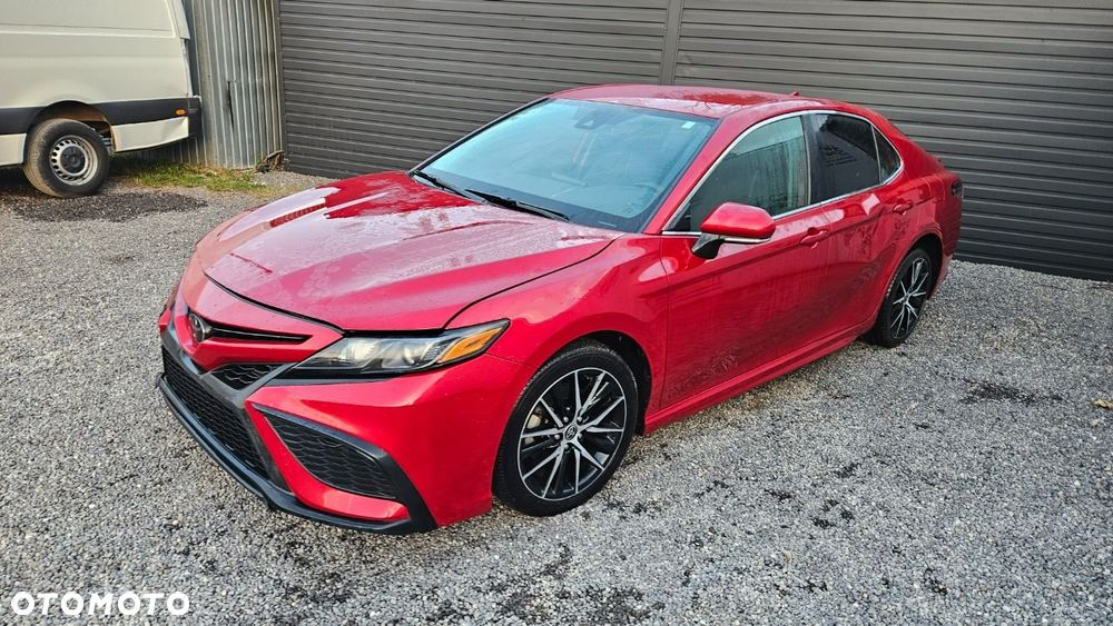 Toyota Camry 2023 photo 5