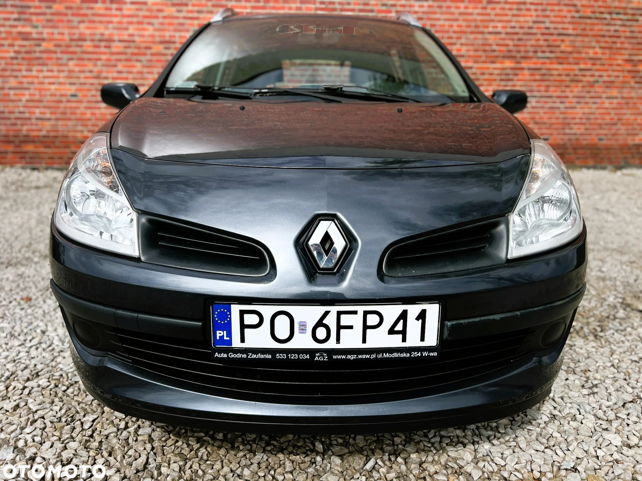 Renault Clio - 36
