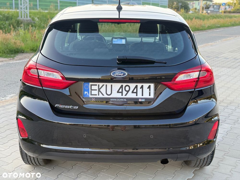 Ford Fiesta 1.1 S&S TITANIUM - 11