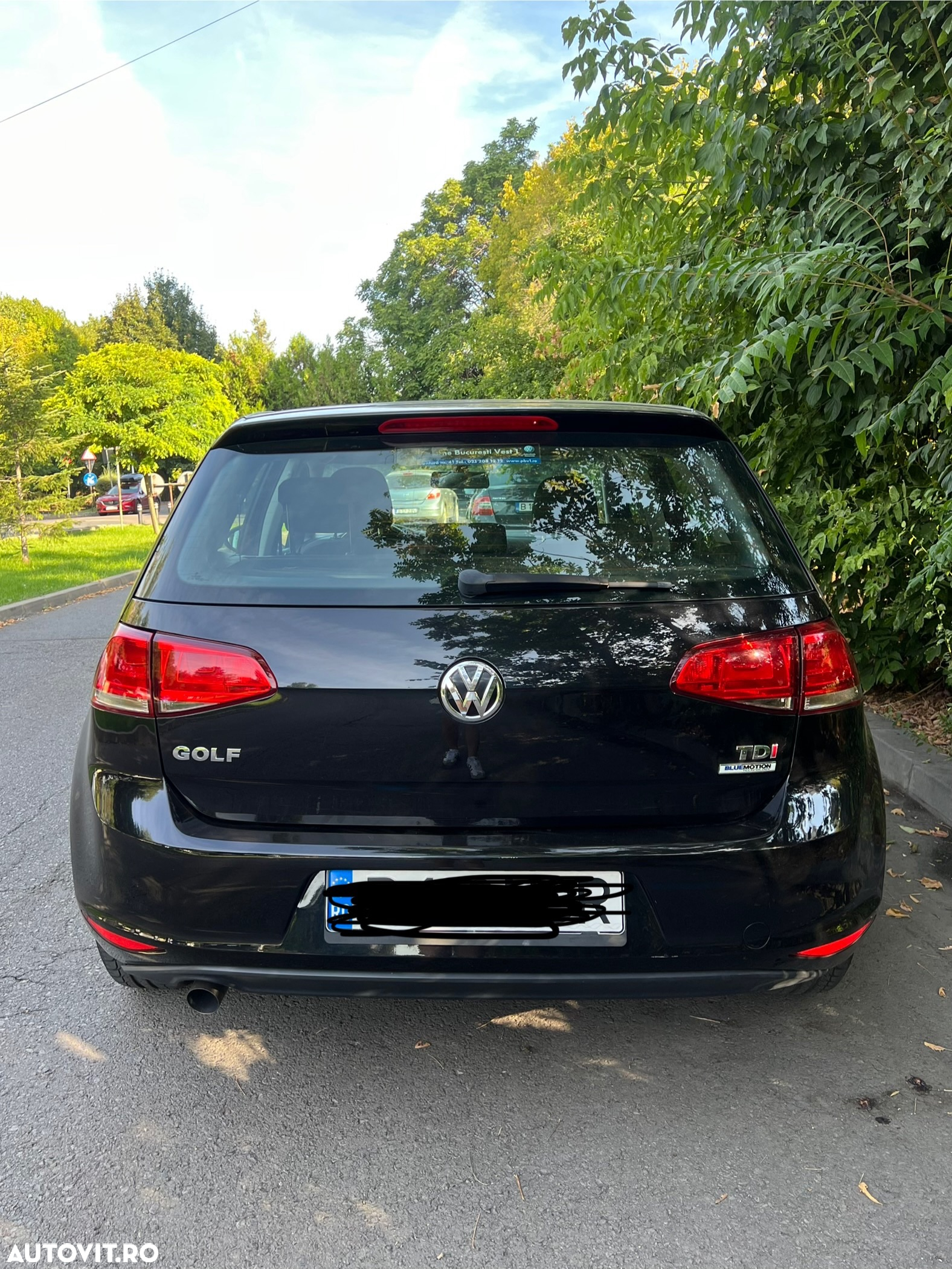 Volkswagen Golf - 5