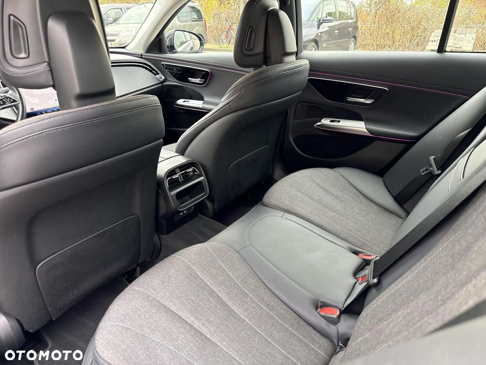 Mercedes-Benz Klasa E - 14