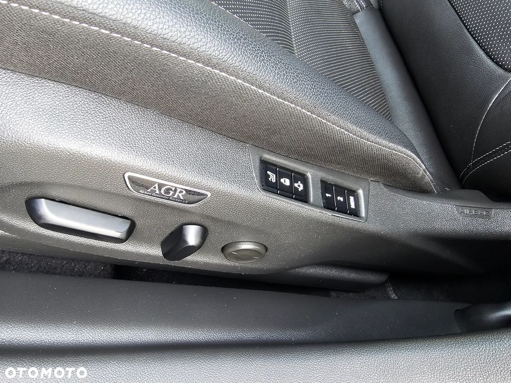 Opel Insignia CT 1.6 T Exclusive S&S - 18