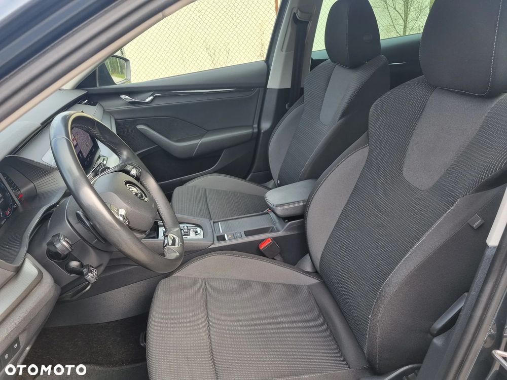 Skoda Octavia 2.0 TDI DSG Exclusive Plus - 16