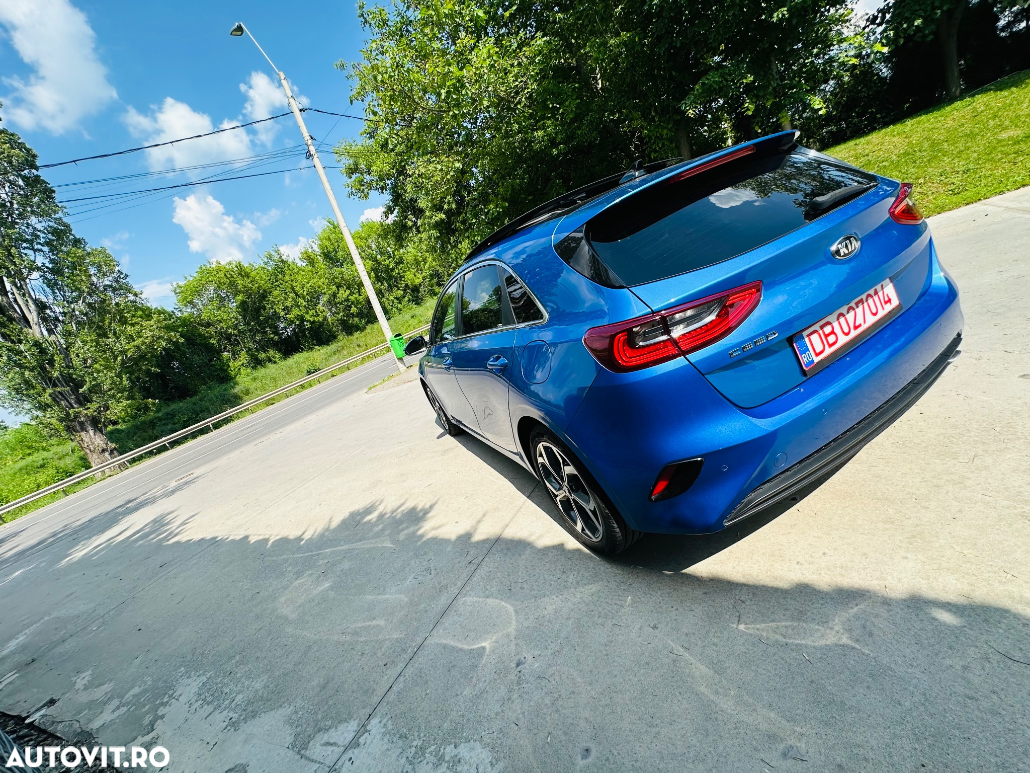 Kia Ceed 1.0 T-GDI ISG Platinum Edition - 17