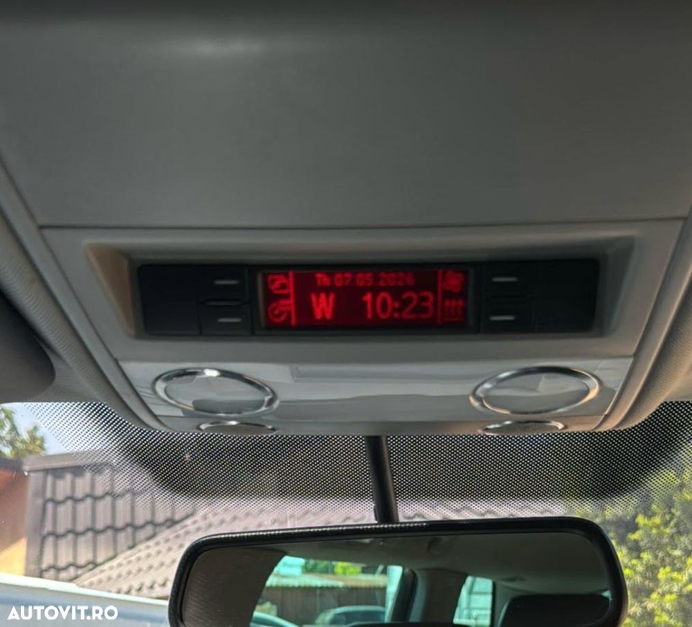 Volkswagen Touareg - 12