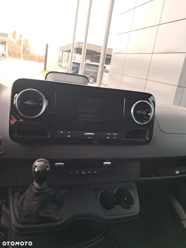 Mercedes-Benz Sprinter 315 CDI Furgon PRO długi 4325 mm L3H2 - 17