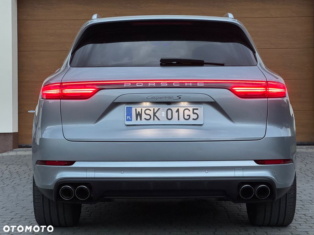 Porsche Cayenne S - 15