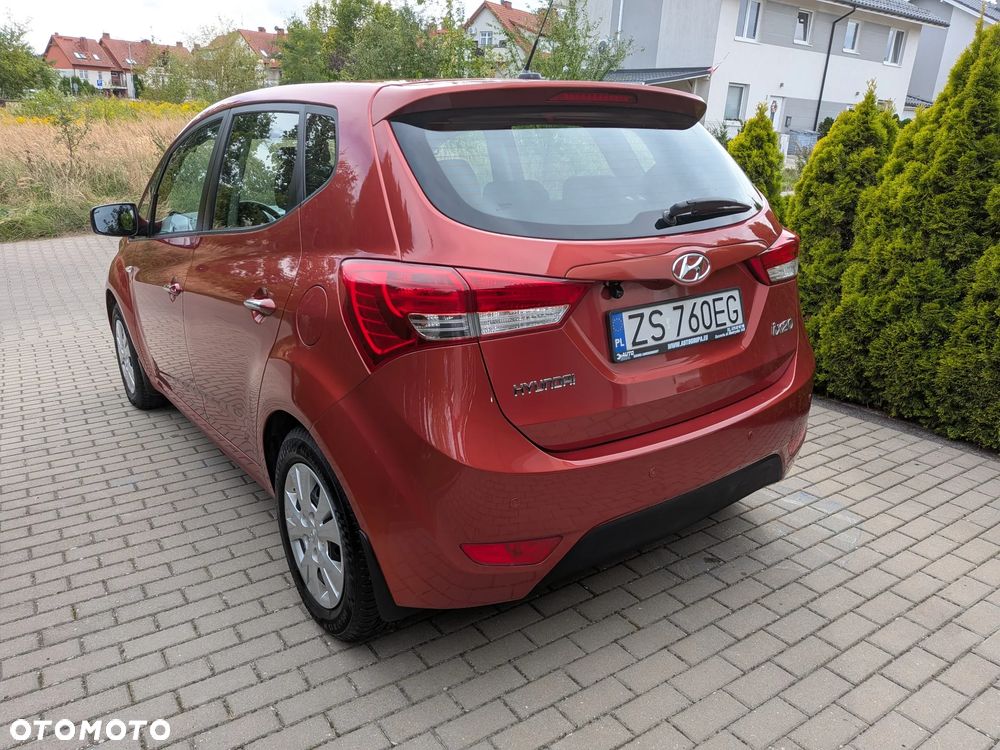 Hyundai ix20 1.4 Classic + - 4