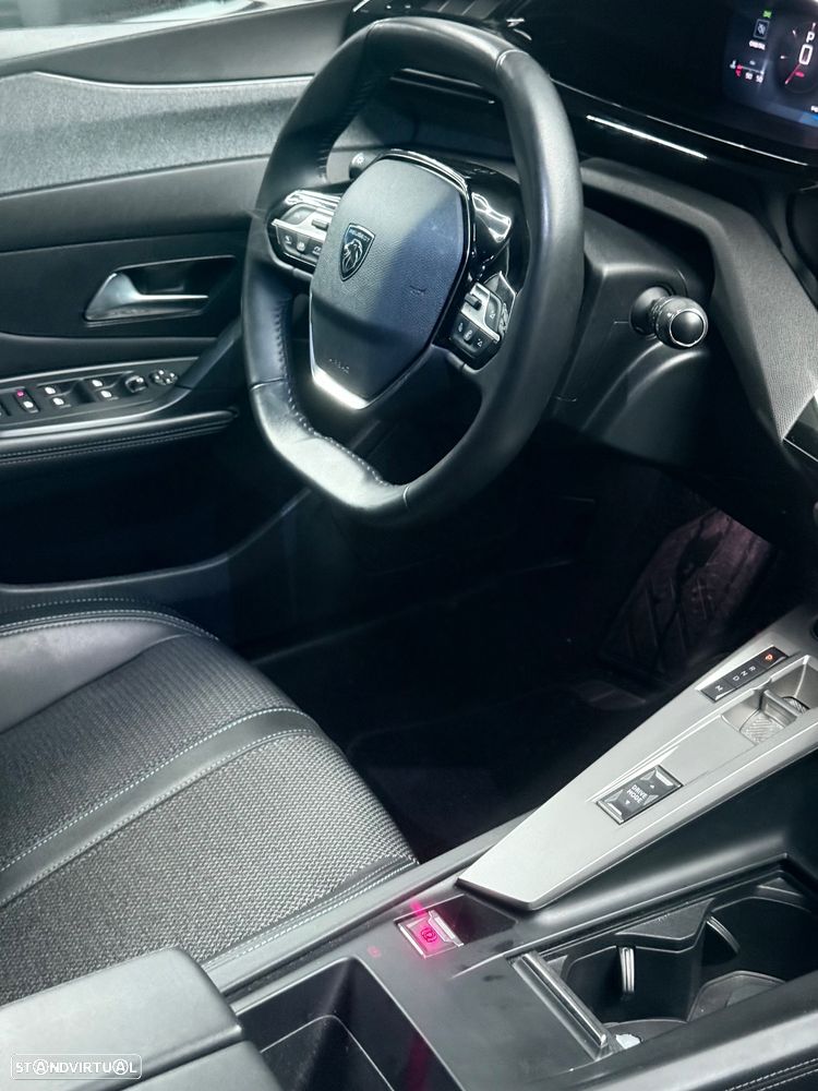 Peugeot 308 BlueHDi FAP 130 EAT6 Stop & Start Allure - 4