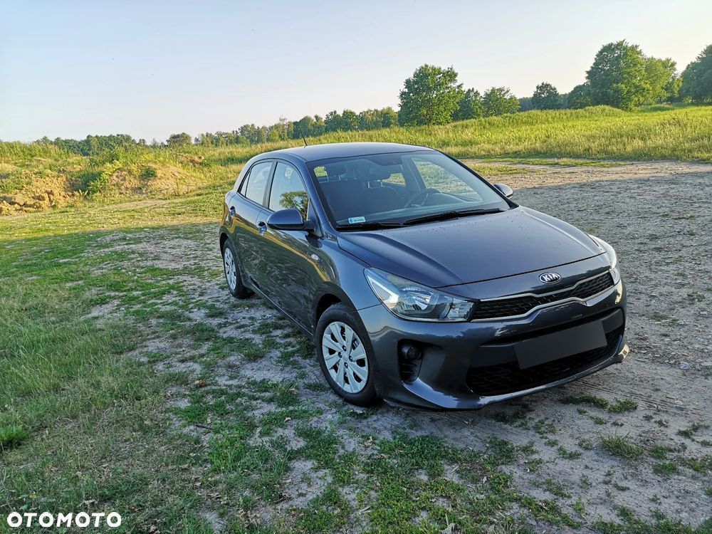 Kia Rio - 1