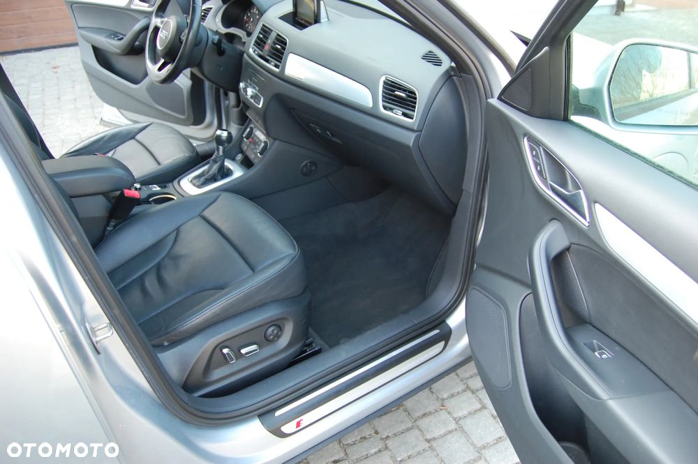 Audi Q3 2.0 TFSI Quattro S tronic - 28