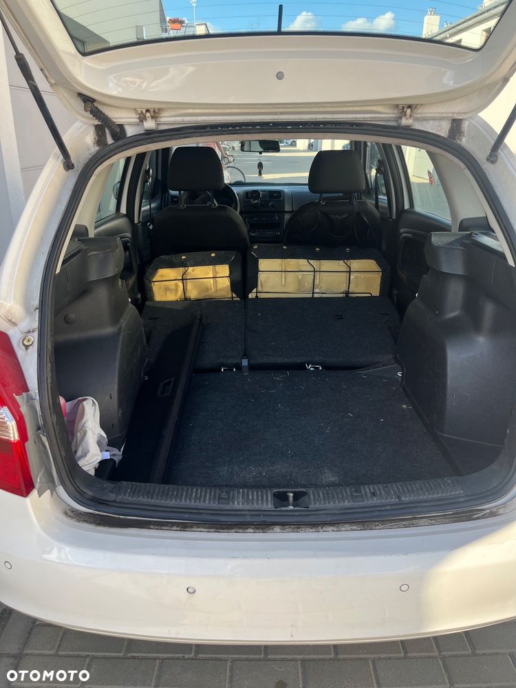 Skoda Fabia 1.6 TDI DPF Ambition - 6