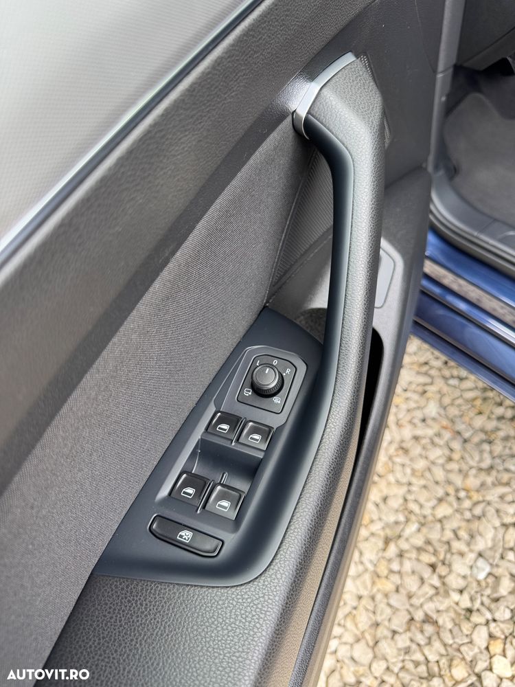 Volkswagen Passat 2.0 TDI SCR DSG Highline - 13