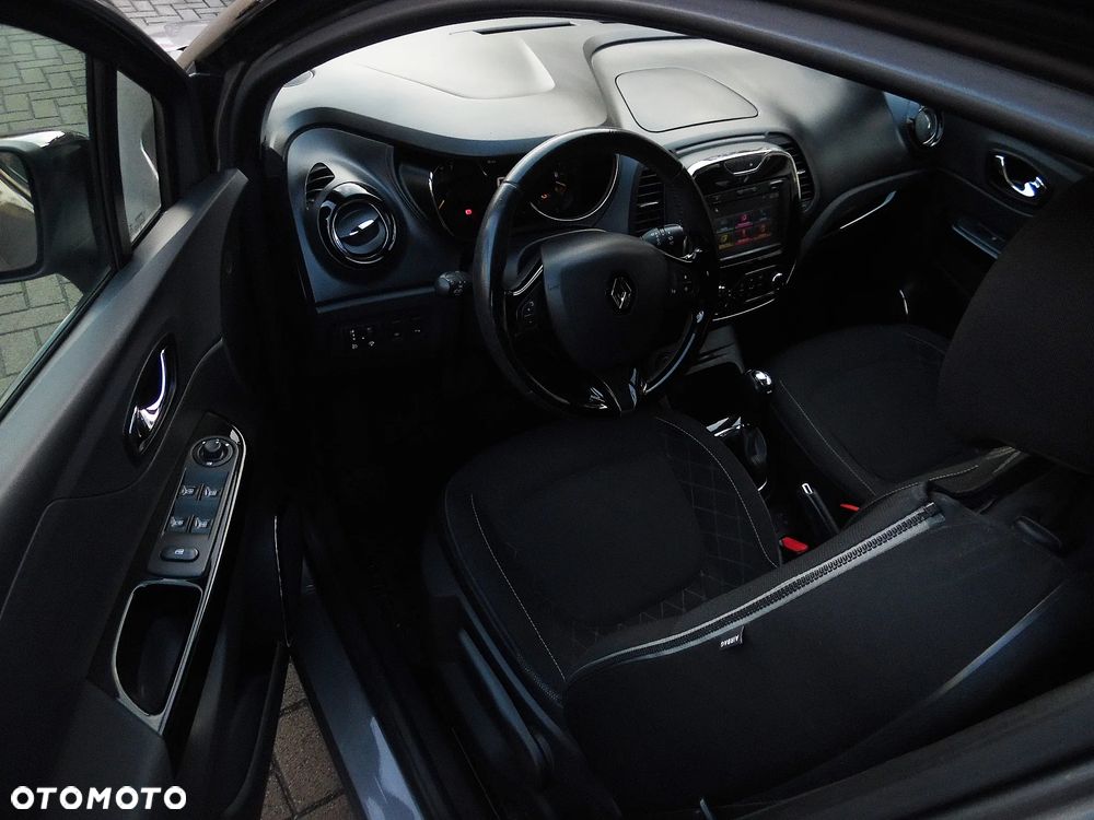 Renault Captur - 22
